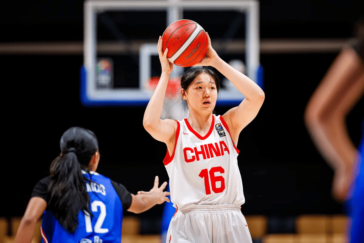优势, 缩了孙晗昀, 女篮大前锋