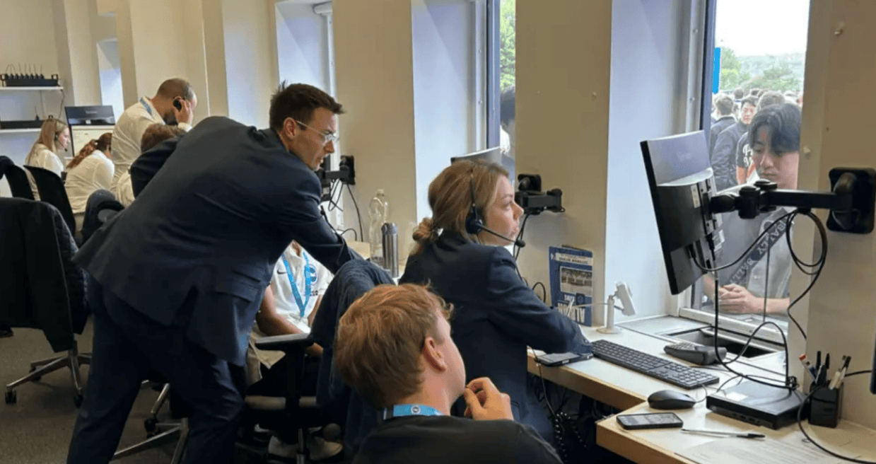 这套系统堪 这套系统堪